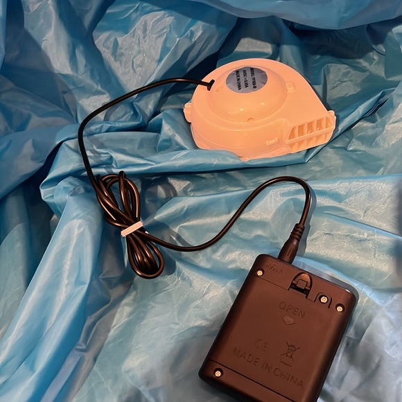 Inflatable Cookie Monster costume - Picture 4 of 4